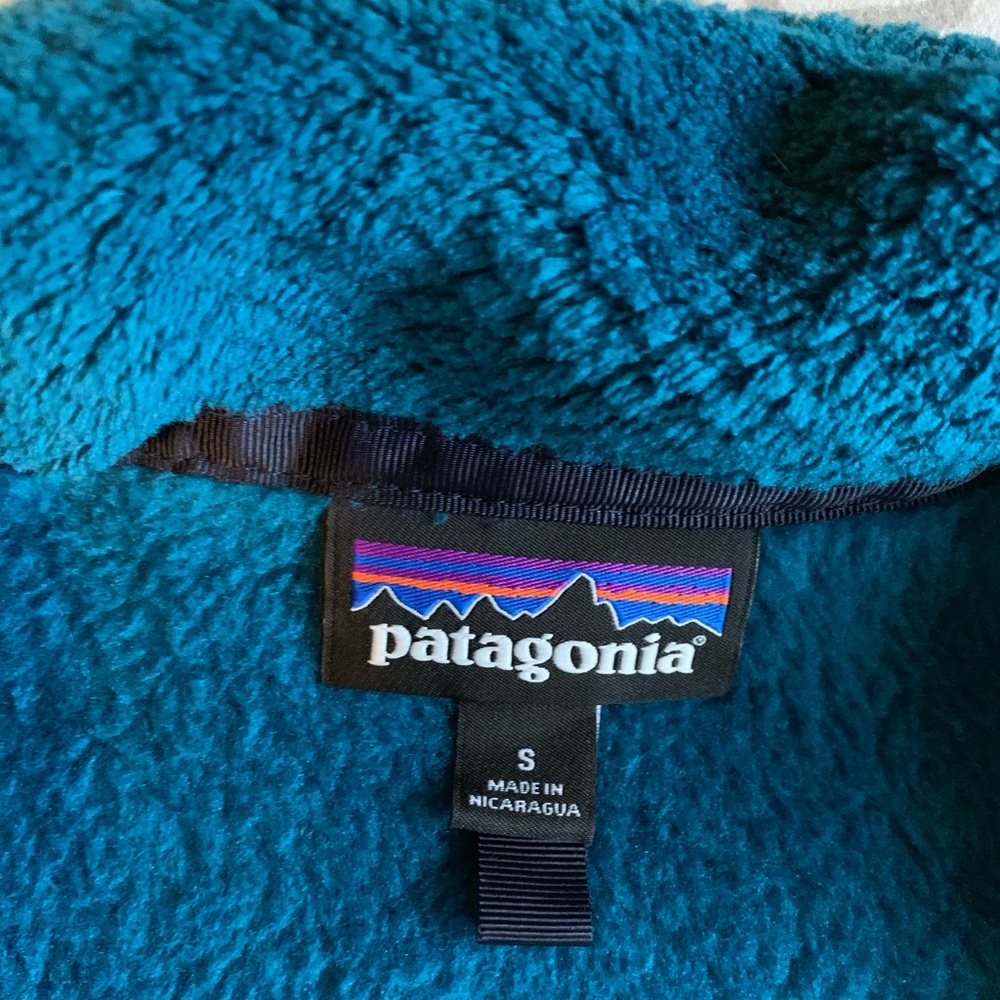 Blue Patagonia pullover - Picture 4 of 6